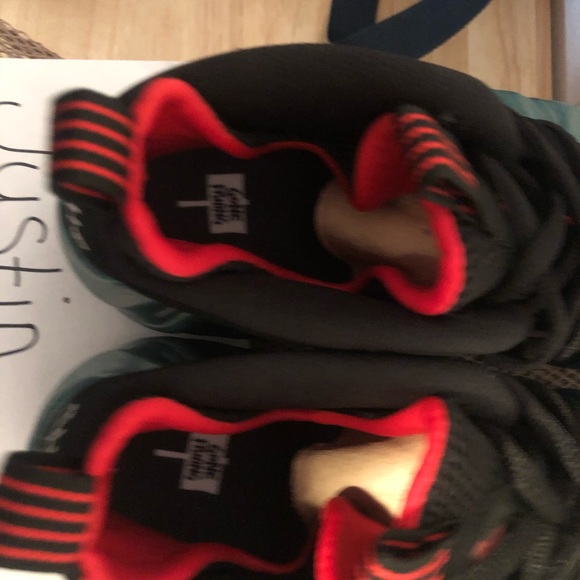 Gone fishing Foamposite main image 4